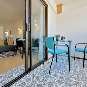 https://studio-palmera.in-canary-islands.com